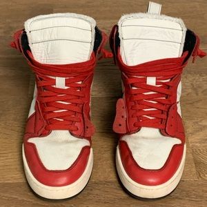 INTENSI Men’s 8US leather sneakers. Made in Italy.